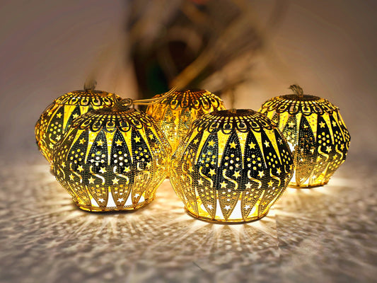 Moroccan Metal Ball LED Toran String Lights
